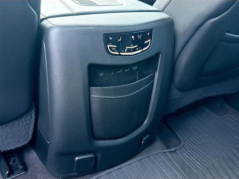 Used 2020 Cadillac Escalade ESV Luxury image 29