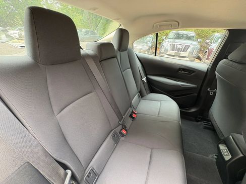 Used 2025 Toyota Corolla LE FWD image 15