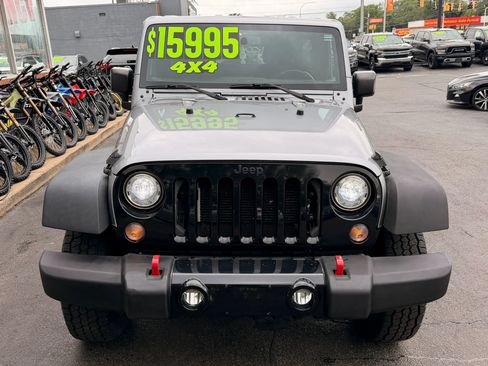 Used 2017 Jeep Wrangler Unlimited Sport AWD/4WD image 7