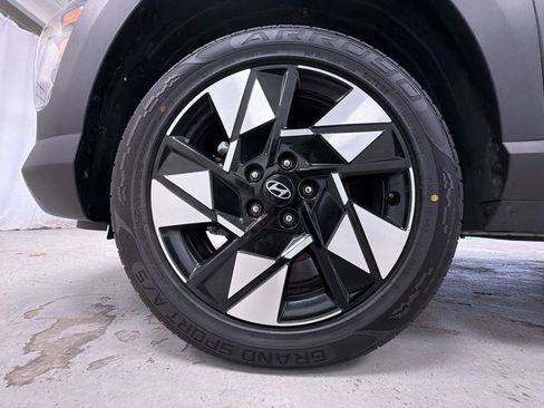 Used 2024 Hyundai Kona SEL AWD/4WD image 13