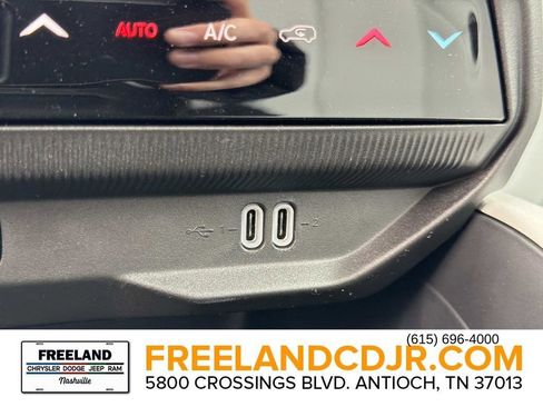 New 2026 Jeep Cherokee Limited image 30