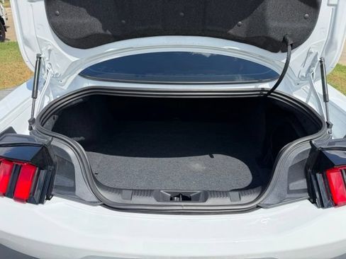 Used 2025 Ford Mustang Dark Horse RWD image 9