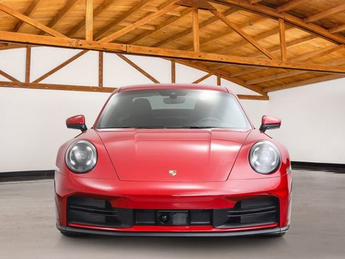 Used 2025 Porsche 911 Carrera S RWD image 8