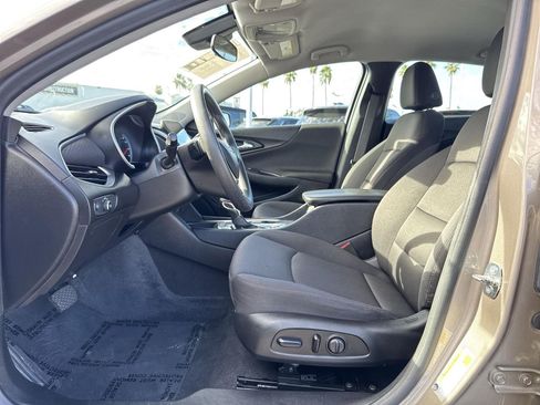Used 2023 Chevrolet Malibu LT image 20