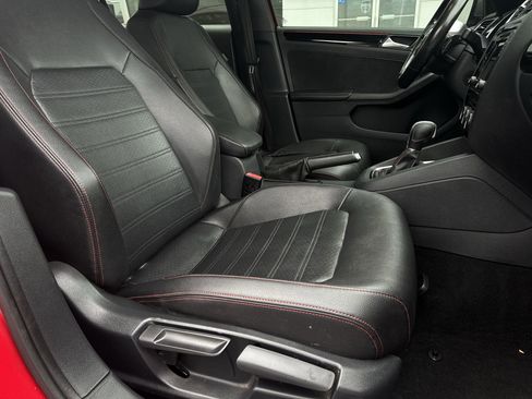 Used 2016 Volkswagen Jetta GLI SEL image 29