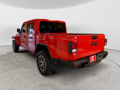 New 2026 Jeep Gladiator Sport