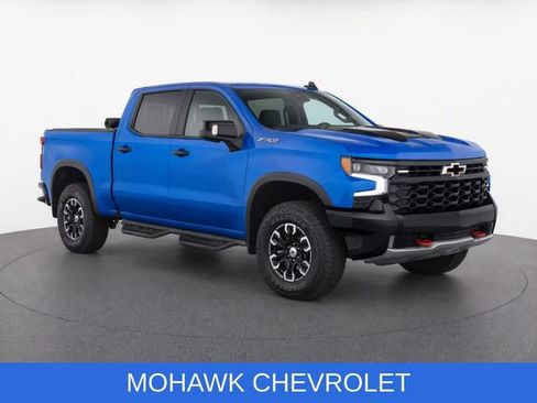 Used 2023 Chevrolet Silverado 1500 ZR2 AWD/4WD image 2