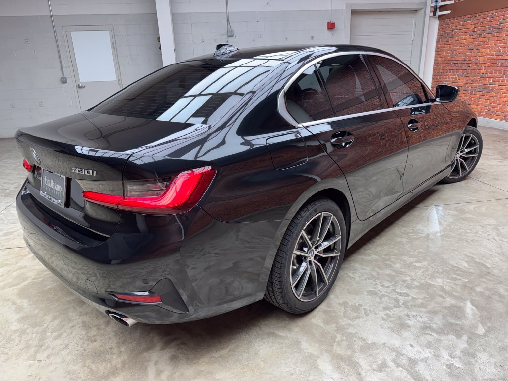 Used 2021 BMW 330i xDrive Sedan w/ Premium Package AWD/4WD image 5