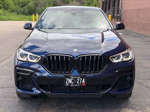 Used 2022 BMW X6 M50i w/ Executive Package AWD/4WD image 2