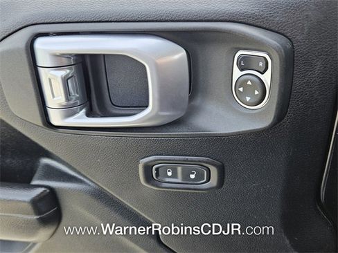 Used 2020 Jeep Wrangler Unlimited Rubicon image 32