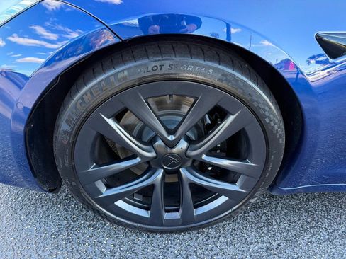 Used 2022 Tesla Model S Plaid image 40