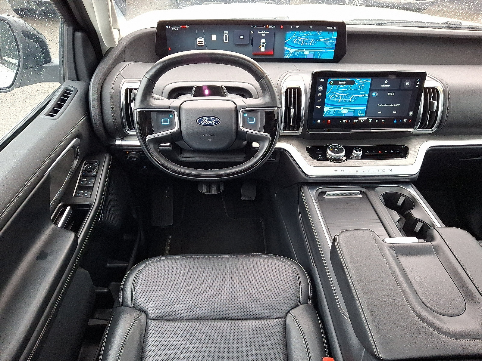 Used 2025 Ford Expedition Platinum w/ Driver's Package AWD/4WD image 12