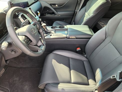 New 2026 Lexus LX 600 4WD w/ Luxury Package image 8