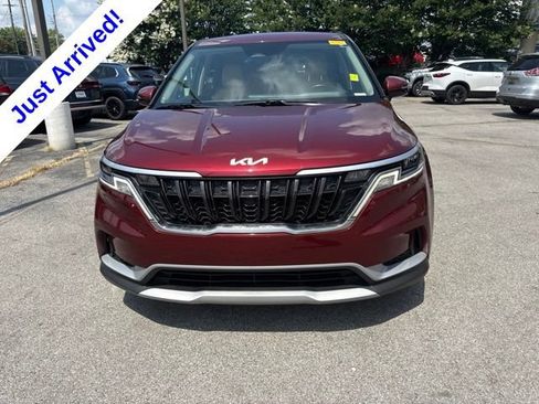 Used 2023 Kia Carnival LX FWD image 8