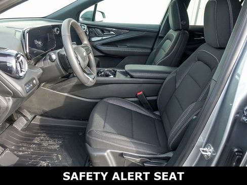 New 2026 Chevrolet Blazer EV LT image 13