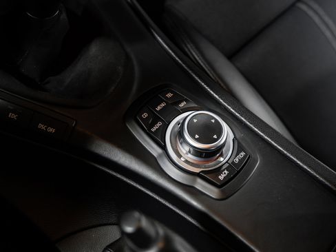 Used 2010 BMW M3 Coupe image 29