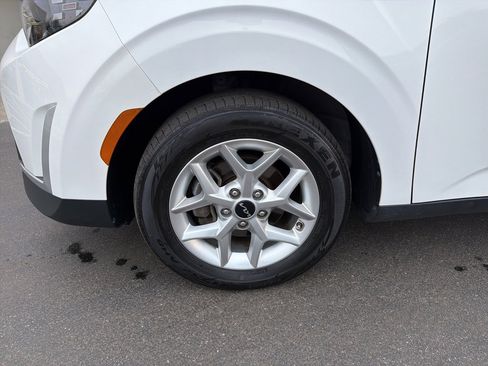 Certified 2023 Kia Soul S image 12