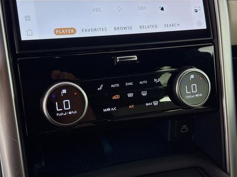 Used 2023 Land Rover Discovery HSE R-Dynamic image 19