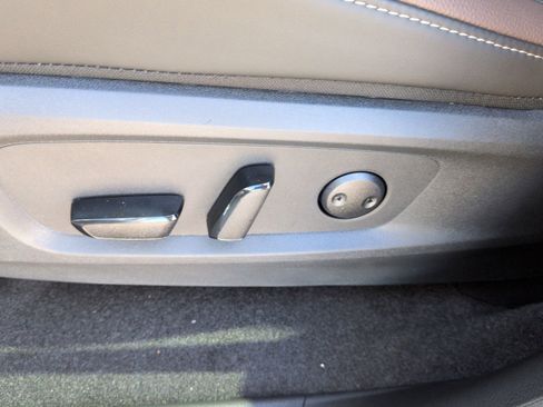 New 2026 Nissan Pathfinder Platinum image 22