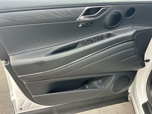 New 2026 Genesis GV80 3.5T Prestige AWD/4WD image 17