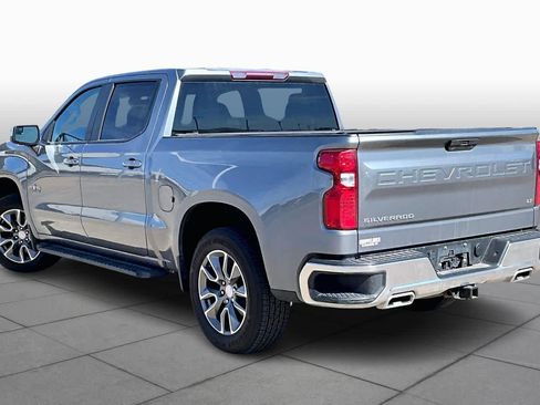 Used 2022 Chevrolet Silverado 1500 LT image 12