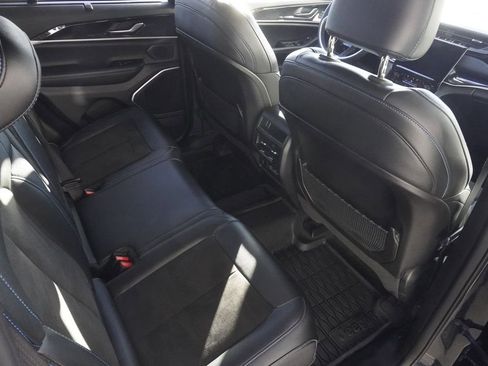 Used 2024 Jeep Grand Cherokee Trailhawk w/ Advanced Protech Group II image 26