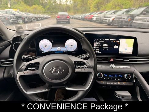 Certified 2023 Hyundai Elantra SEL w/ Convenience Package FWD image 12