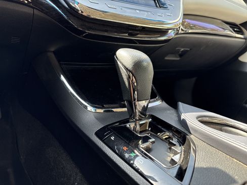 Used 2015 Toyota Avalon XLE Premium FWD image 25