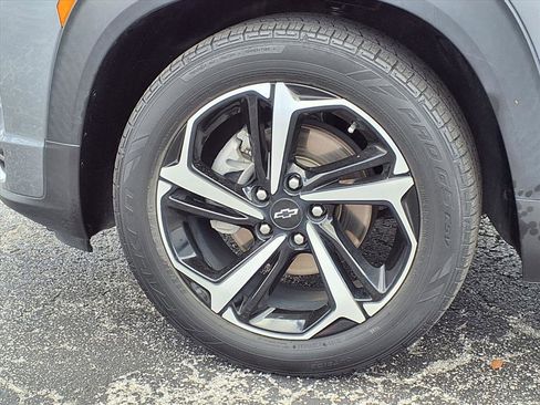 Used 2021 Chevrolet TrailBlazer RS w/ Sun and Liftgate Package image 27