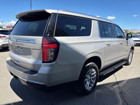Used 2022 Chevrolet Suburban LS image 5