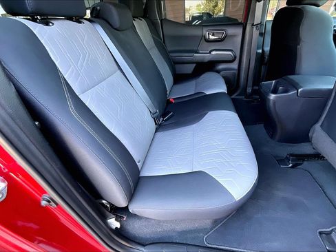 Used 2021 Toyota Tacoma SR5 RWD image 21