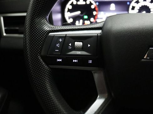 Used 2023 Mitsubishi Outlander ES AWD/4WD image 16