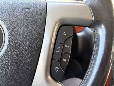 Used 2013 Chevrolet Tahoe LT image 32