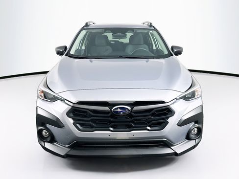 Used 2025 Subaru Crosstrek 2.0i Premium AWD/4WD image 2
