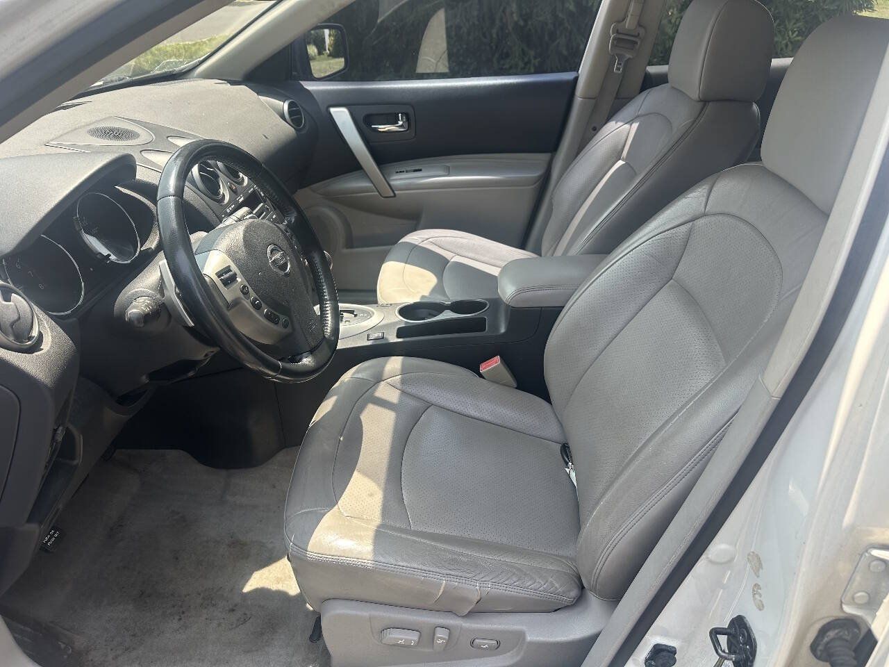 Used 2008 Nissan Rogue SL w/ Premium Pkg AWD/4WD image 11