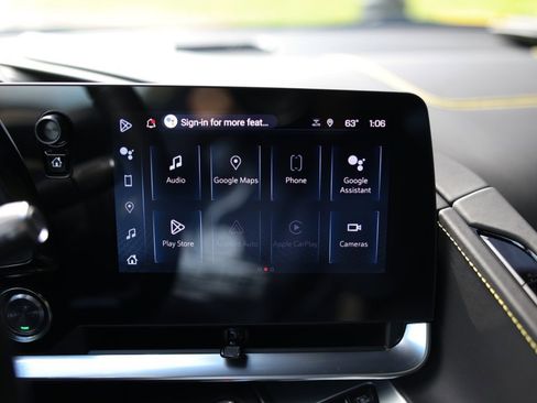 Used 2025 Chevrolet Corvette Z06 w/ Chrome Exterior Badge Package image 38