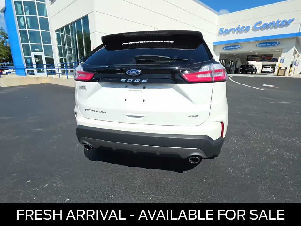 Used 2023 Ford Edge Titanium AWD/4WD image 4