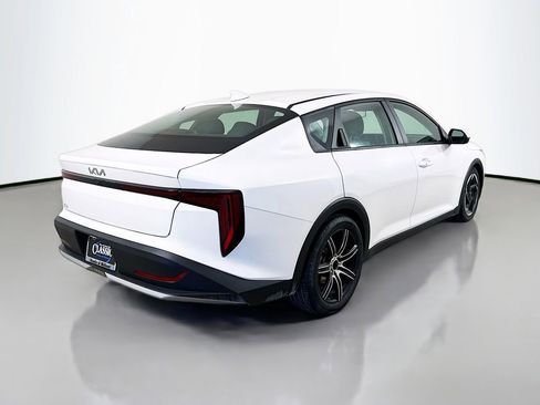 Used 2025 Kia K4 EX image 7