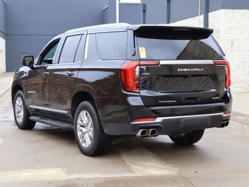 Certified 2025 GMC Yukon Denali AWD/4WD image 3