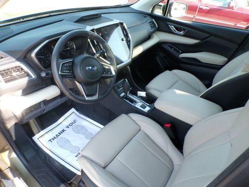 Used 2025 Subaru Ascent Limited AWD/4WD image 17