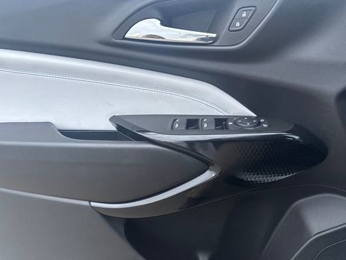 New 2026 Chevrolet Trax LT w/ LPO, Blackout Package image 18