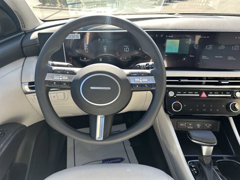 New 2026 Hyundai Tucson SEL image 11