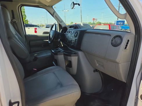 Used 2012 Ford E-150 and Econoline 150 RWD image 31
