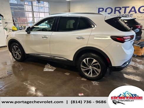 Used 2021 Buick Envision Essence AWD/4WD image 2
