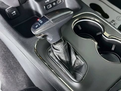 Used 2019 Dodge Durango R/T w/ Trailer Tow Group IV AWD/4WD image 17