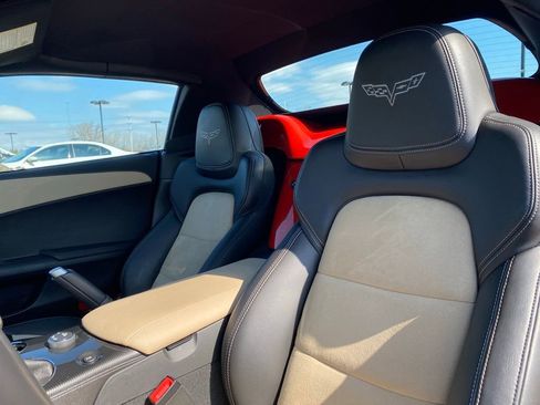 Used 2013 Chevrolet Corvette 427 w/ 1SC Preferred Equipment Group image 22