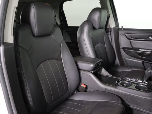 Used 2017 GMC Acadia Limited SLT image 30