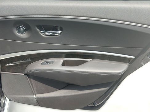 Used 2018 Acura RLX w/ Technology Package FWD image 24