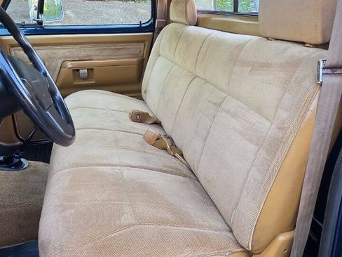 Used 1993 Dodge D/W Truck 250 AWD/4WD image 11
