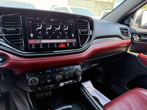 Used 2021 Dodge Durango R/T w/ Tow 'N Go Package AWD/4WD image 11